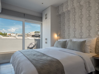 12 Keys Athens Apartments