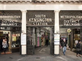 130 Queensgate Apartments