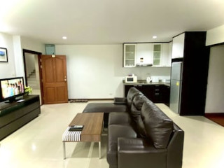14 PLACE SUKHUMVIT SUITES