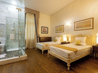 1920S BOUTIQUE HOTEL AND RESTAURANTS