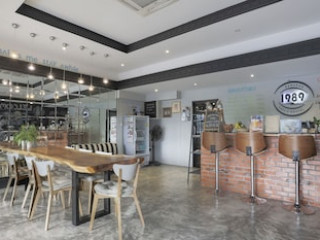 1989 SUKHUMVIT BANGKOK HOSTEL