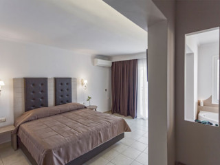 Lagomandra Hotel & Spa