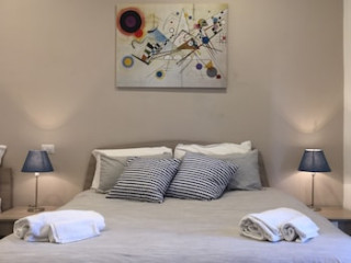 2NAPLES ROOM&BREAKFAST