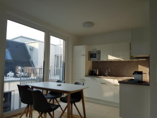 4 Beds & More Apartments
