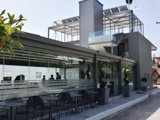 4- You Boutique