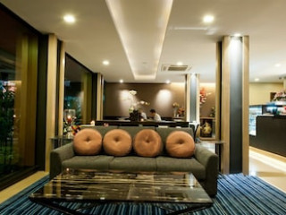 41 SUITE