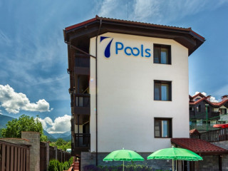 7 Pools SPA & Apartments