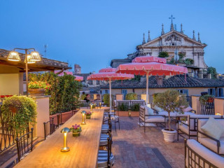 9Hotel Cesari