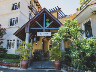 Aanari Hotel & Spa