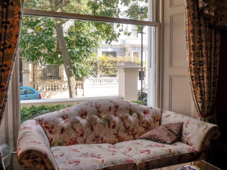 THE ABBEY NOTTING HILL