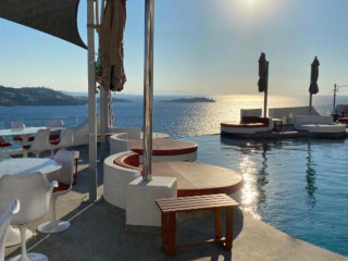 Absolute Mykonos Suites & More