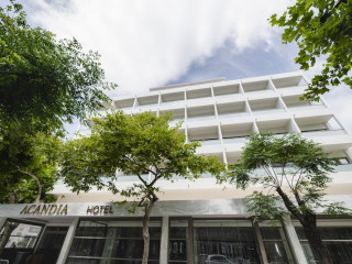 Acandia Hotel