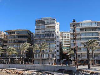 Acantilados 19 by Differentflats