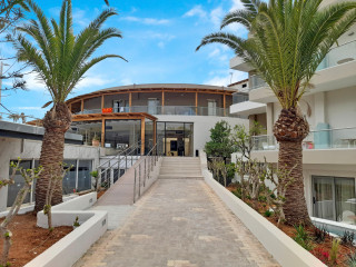 MALIA BAY BEACH HOTEL & BUNGALOWS