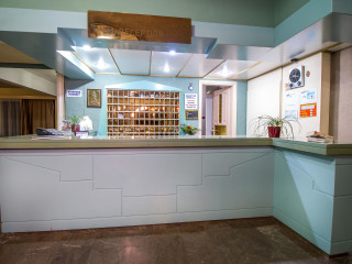Achousa Hotel