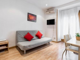 ACOGEDOR APARTAMENTO, MADRID CENTRO - ATOCHA