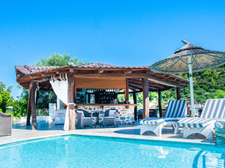 Acrotel Athena Residence