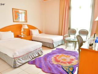 Adam Park Hotel