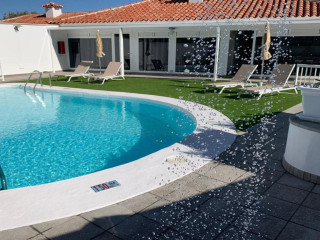 Adaptuhotel Bungalows