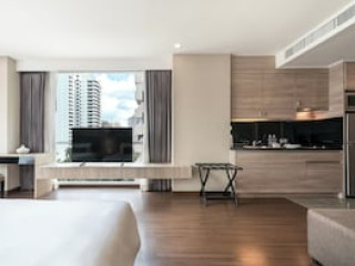ADELPHI SUITES SUKHUMVIT BY COMPASS HOSPITALITY (SHA)