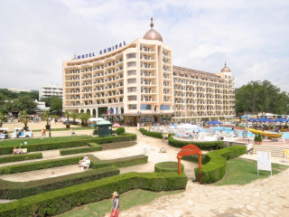 ADMIRAL HOTEL