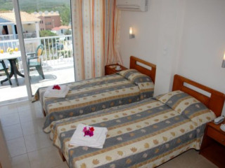 HOSTAL BANDERA