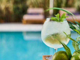 Adorno Beach Hotel & Suites Mykonos