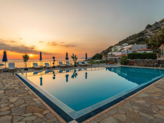 Adrakos Apartments