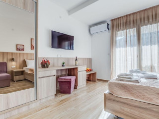 Adriatik Lux Apartments