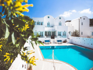 Aeolis Santorini