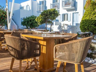 Aeolos Resort