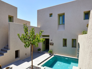 Aeon Suites Santorini