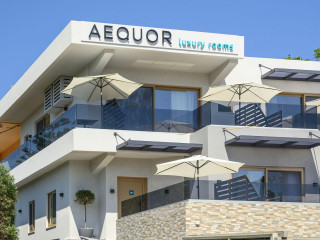 Aequor Luxury Rooms & Apartments