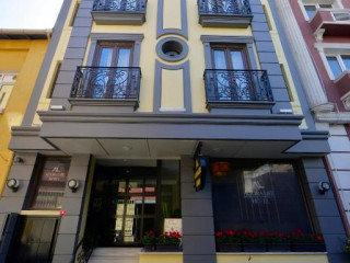 Agora Life Hotel