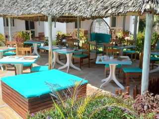AHG Sun Bay Mlilile Beach Hotel