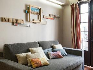 AinB Las Ramblas-Guardia Apartments