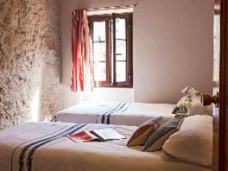 AinB Las Ramblas-Guardia Apartments