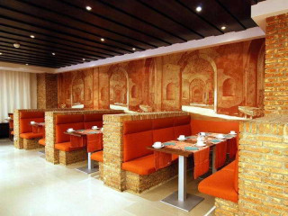 Airo Tower Hotel 