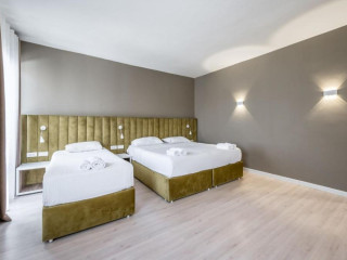 Ajsel Hotel