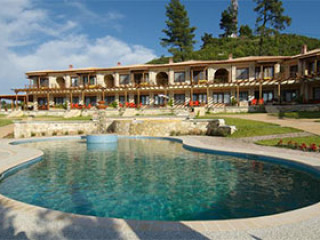 Akritas Ef Zin Villas & Suites