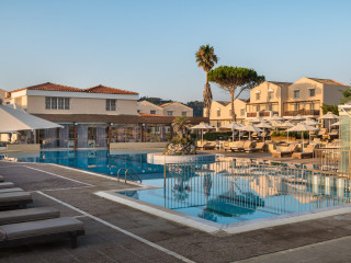 Akron Seascape Resort