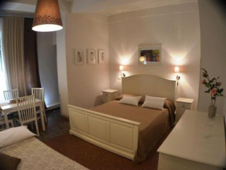 AL 171 FAMILY SUITE STUDIO 1-4P