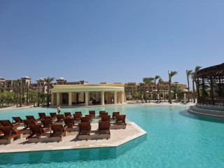 Al Kasr Sahl Hasheesh Resort