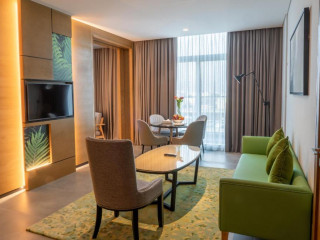 Al Khoory Courtyard Hotel