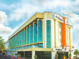 AL KHOORY EXECUTIVE HOTEL