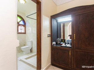 Al-Minar Hotel