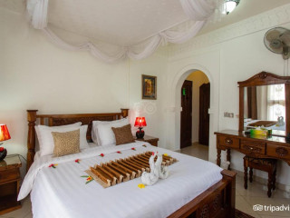 Al-Minar Hotel