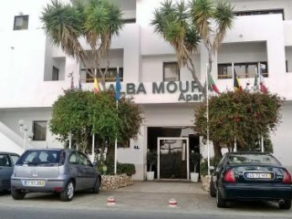 Alba Moura Apartamentos