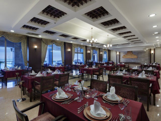 ALBA ROYAL HOTEL
