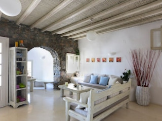 ALBATROS CLUB MYKONOS